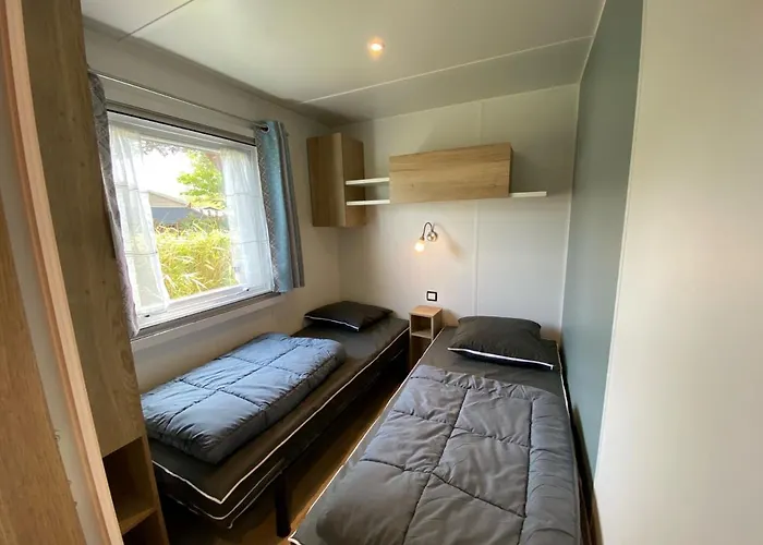 Campingplatz 318 Emplacement Prestige A Mer Et Soleil 5* *